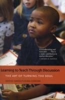 Learning to Teach Through Discussion