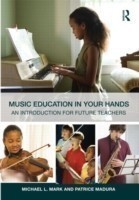 Music Education in Your Hands: An Introduction for Future Teachers  *