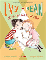 Barrows, Annie - Ivy + Bean Break the Fossil Record