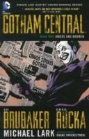 Gotham Central Book 2: Jokers and Madmen